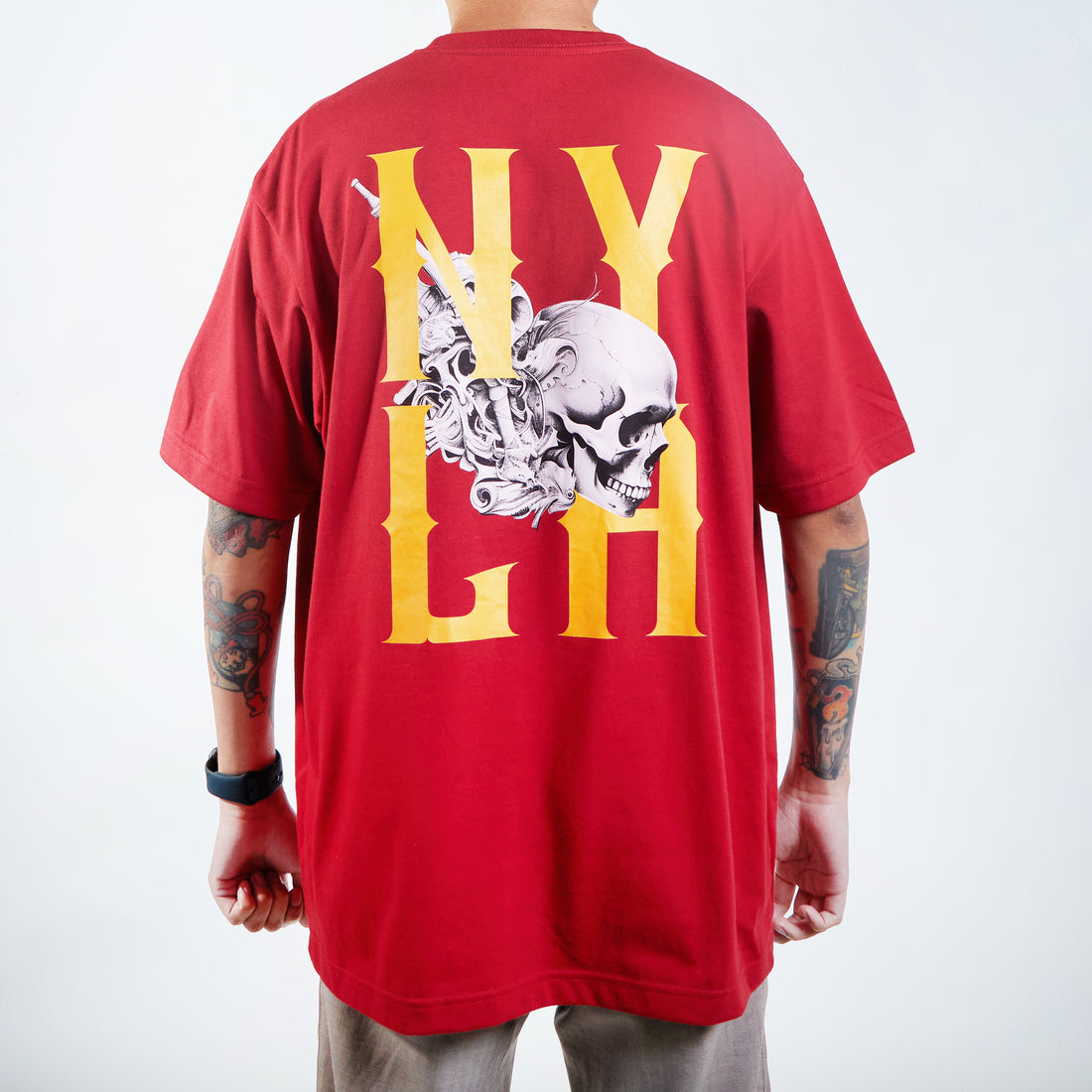NYLA SKULL THROUGH S/S TEE 2025